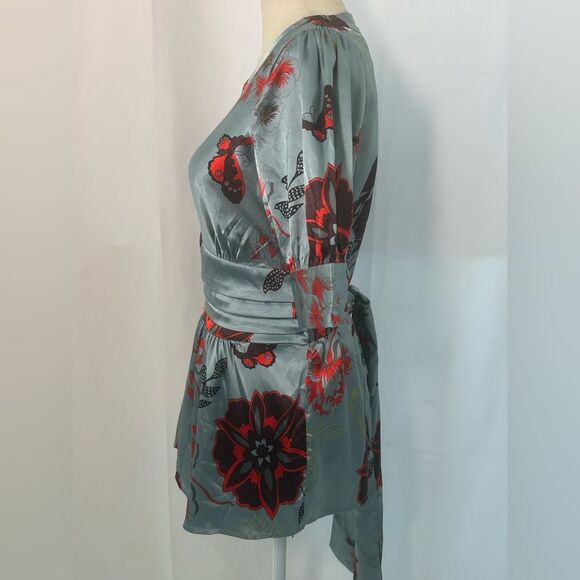 VTG Y2K BCBGMAXAZRIA Satin Floral Keyhole Blouse SIZE S - Picture 2 of 8